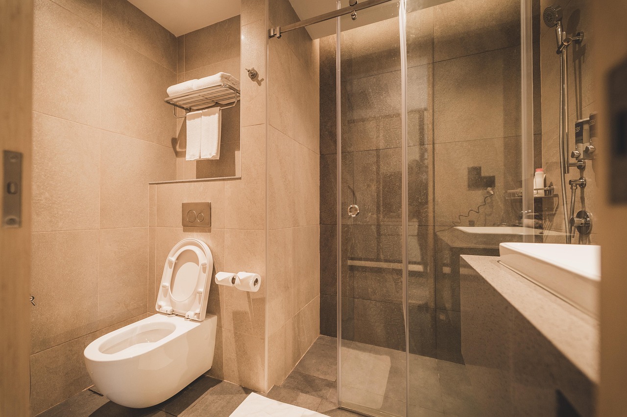 designing-accessible-bathrooms-in-alexan-640x480-o00gtk
